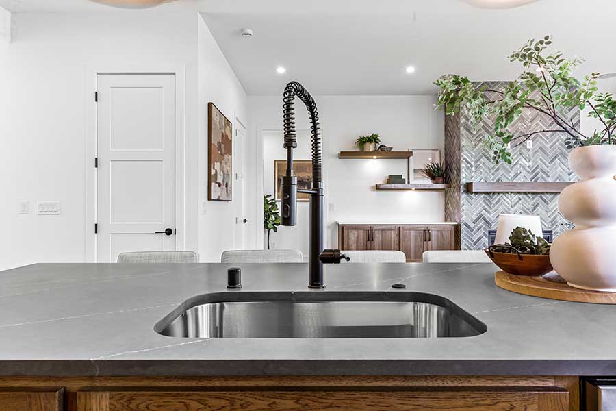 Move-in-ready-CH271-3L1A0063